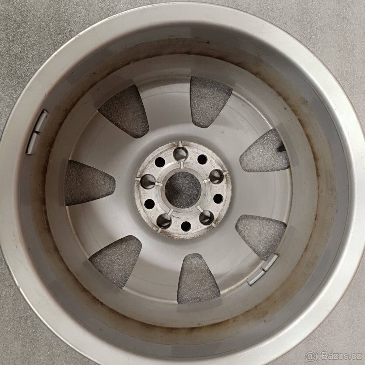 Alu kola na Q3, Sharan, Alhambra 6,5Jx16 , ET33 - 8