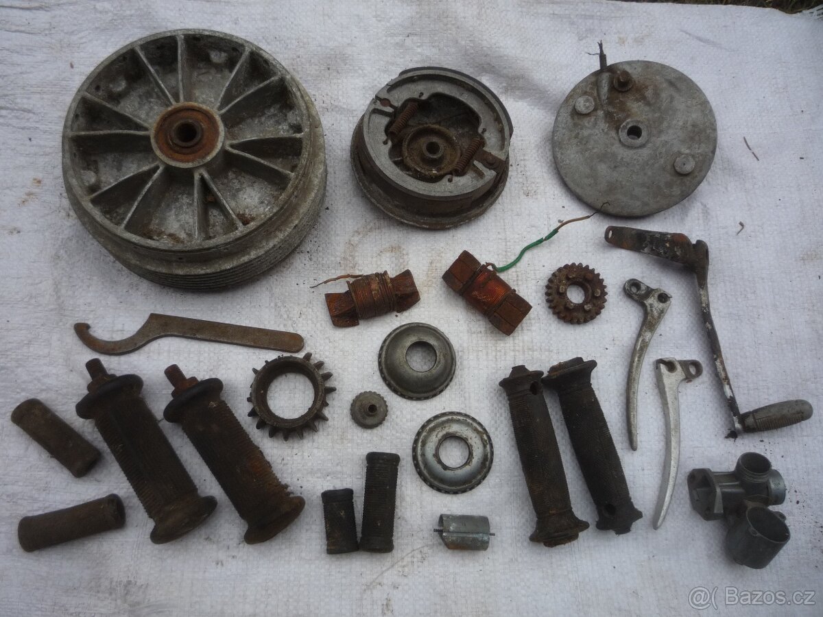 prodám kola na skutr a různé díly na pionýra, na motorky.... - 8