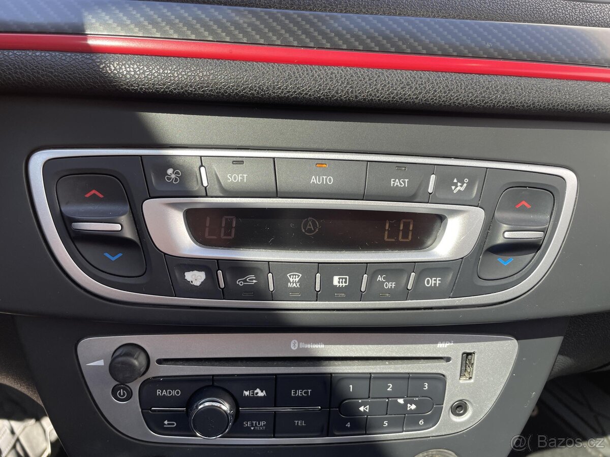 Renault Mégane 1.5dCi , 81 kW nafta, 2012 - 8