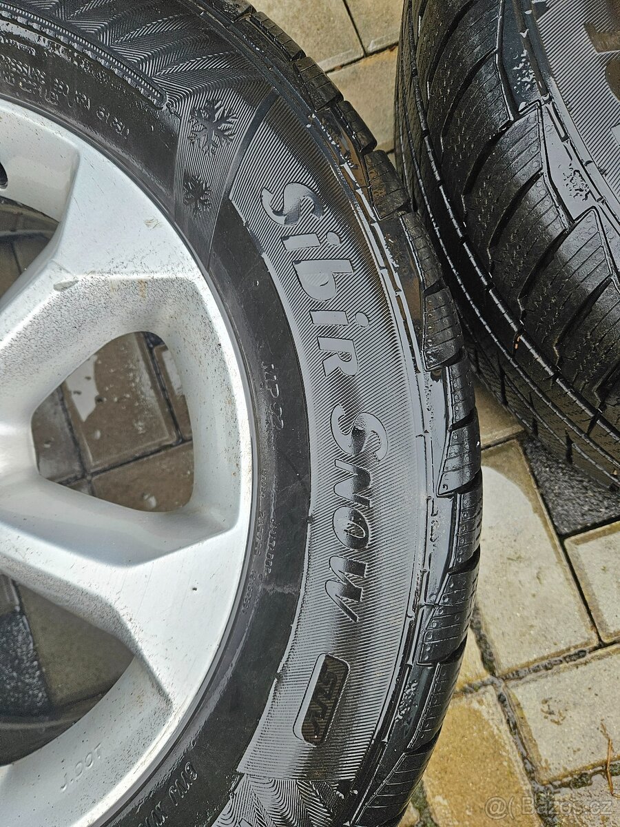 NISSAN NAVARA 2012 - 8