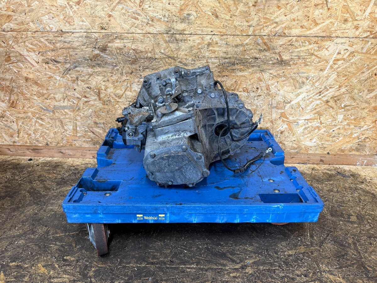 MANUÁLNÍ PŘEVODOVKA PEUGEOT 5008 1.6 16V CP17X71 - 8