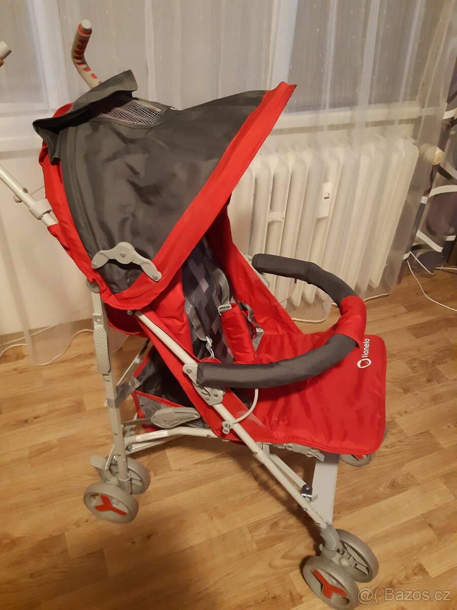 Kočárek Lionelo červený - 8