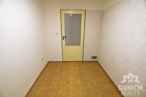 Pronájem obchodních prostor 72 m², Uherský Brod - centrum - 8