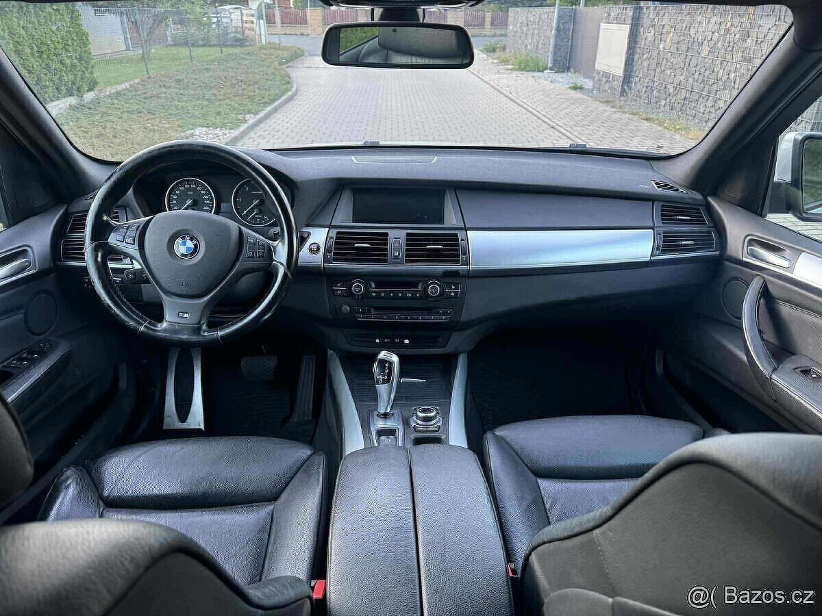 BMW X5 3.0 X-DRIVE 180 kW . M-PACKET - 8