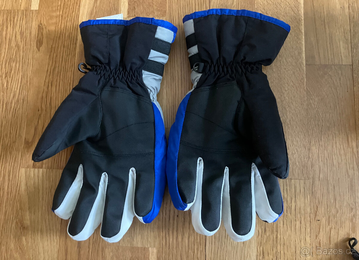 Sjezdovky Přilba + Brýle + Rukavice - 8