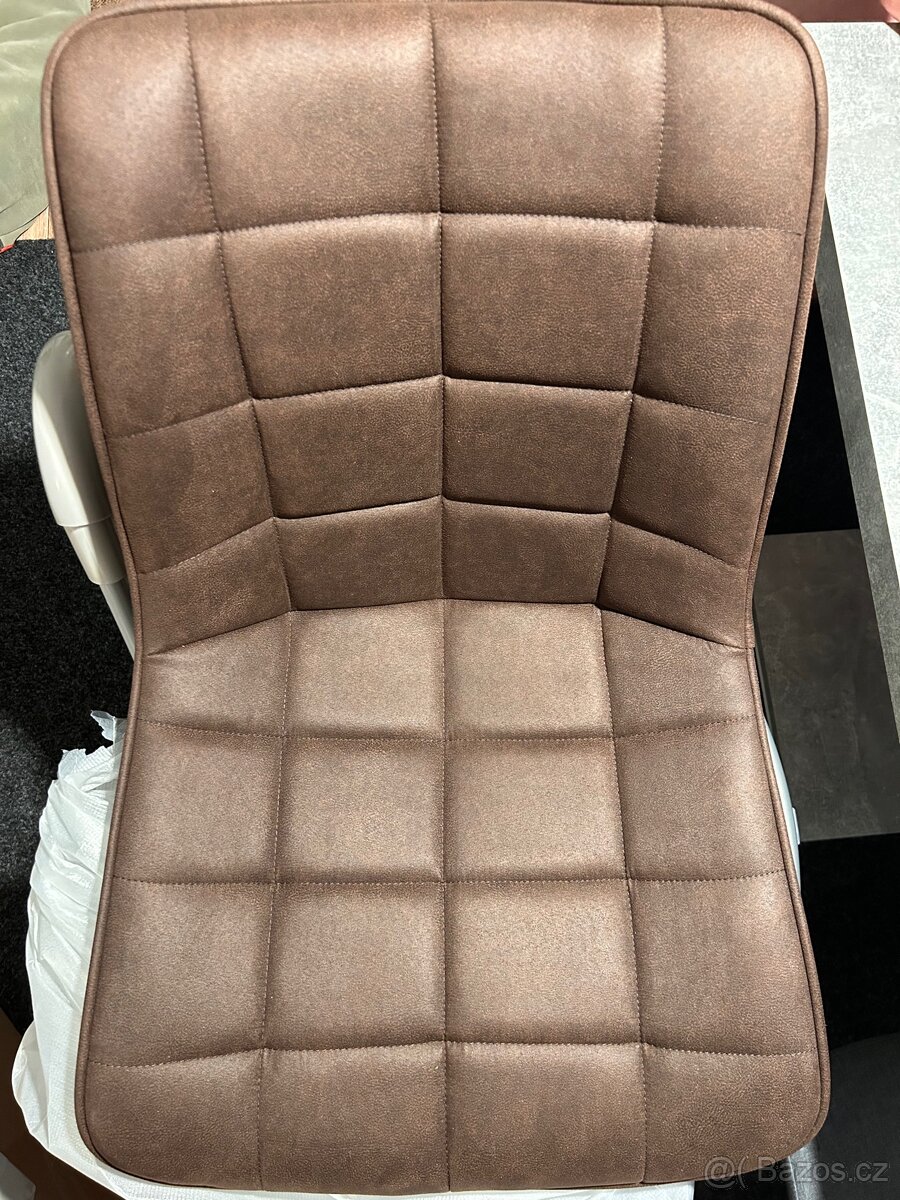 Krasne zidle 2ks dva druhy - 8