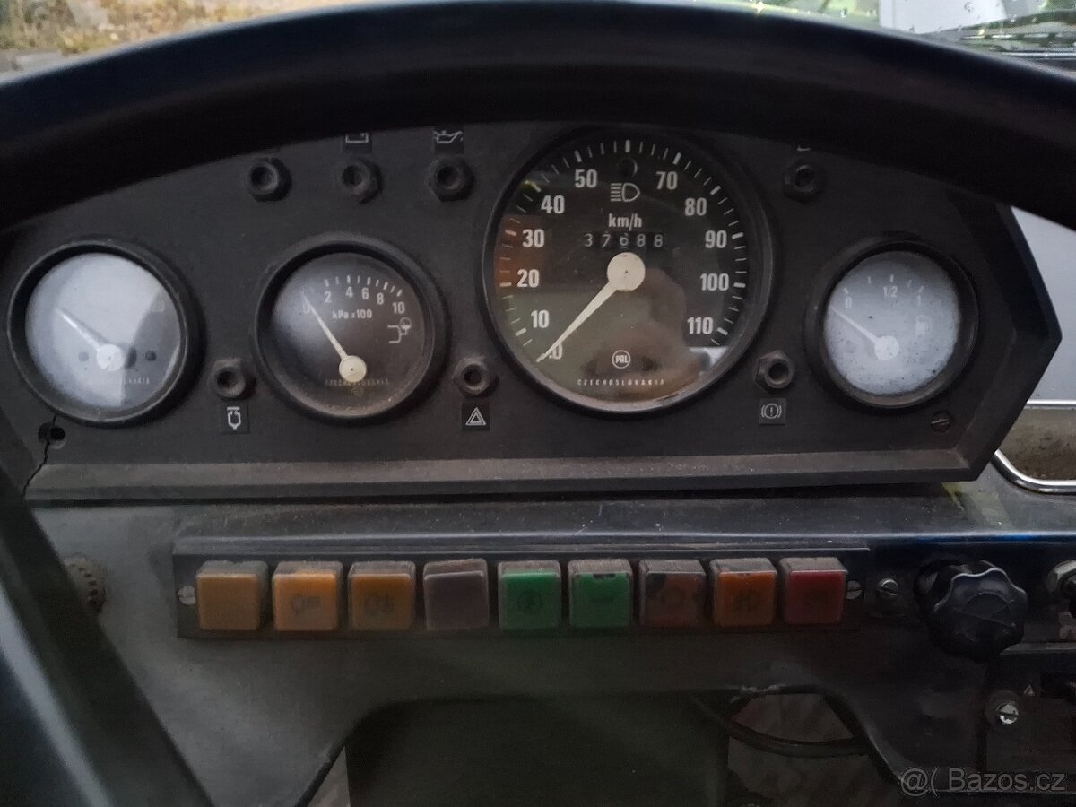 Avia A31 - hákový nosič kontejnerů s kontejnerem - 8