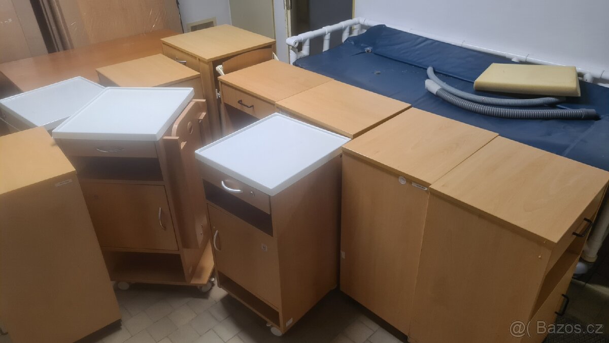 Zdravotní elektrická polohovací postel - 8