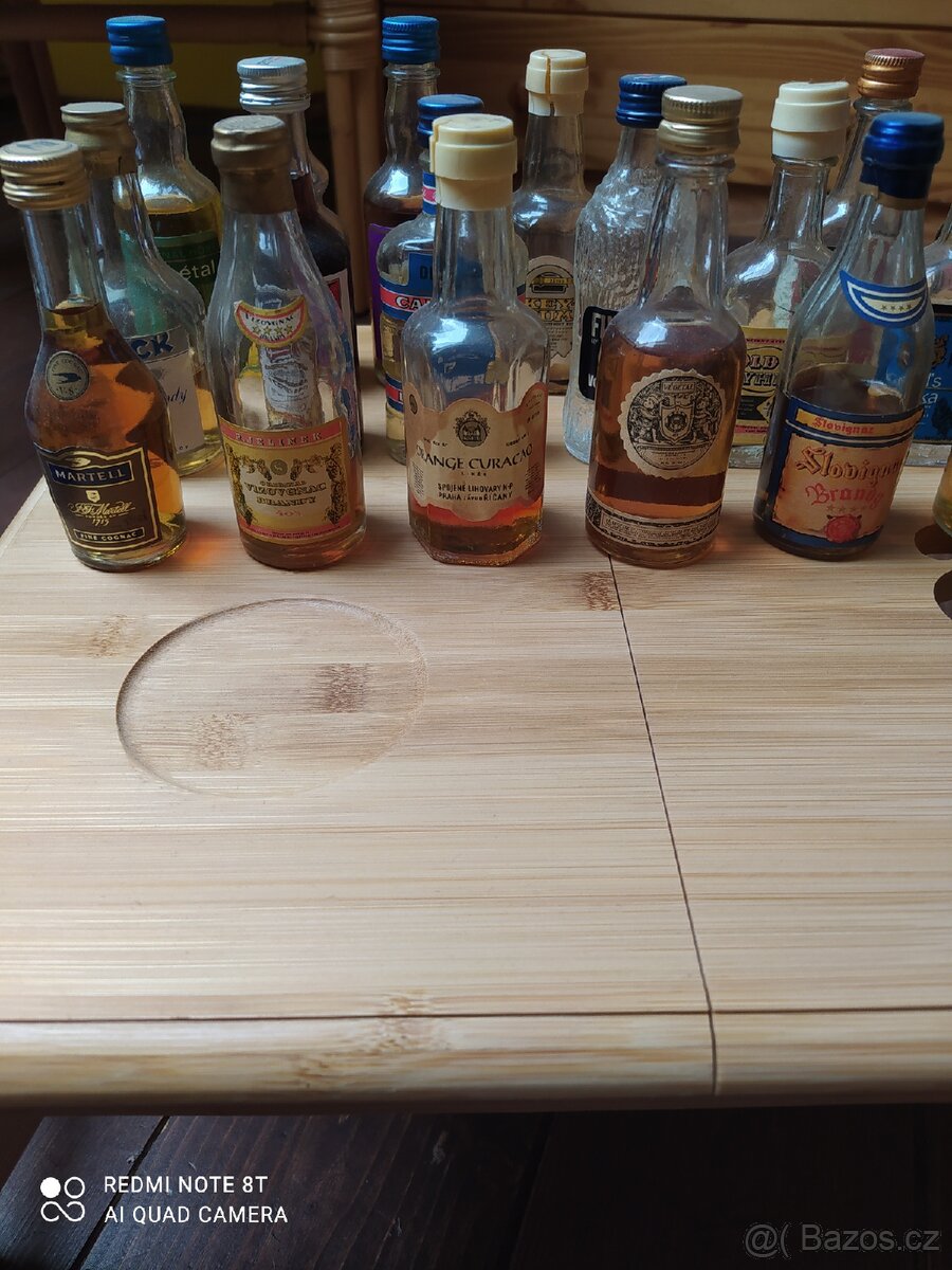 Lahvičky s alkoholem - 8