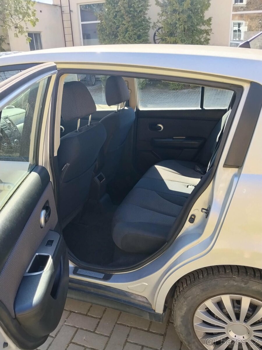 Prodám Nissan Tiida - 8