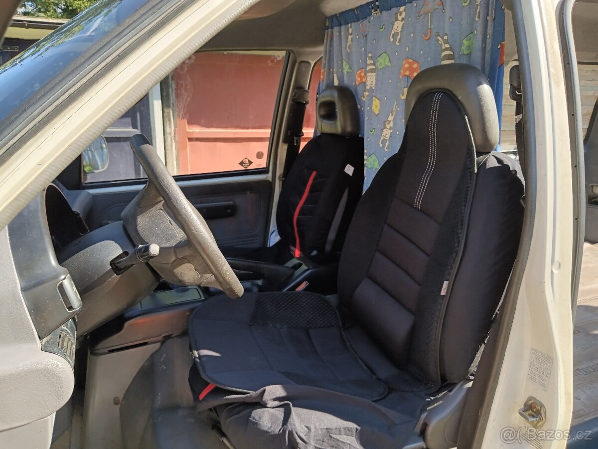 Prodám Nissan Vanette Cargo 2.3D - 8