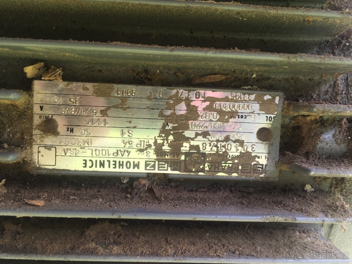 Kotoučová modelářská pila na dřevo - 8