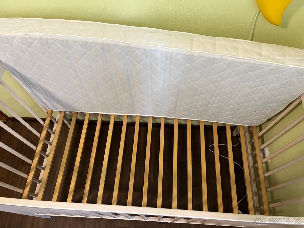 Postýlka s matrací - 8