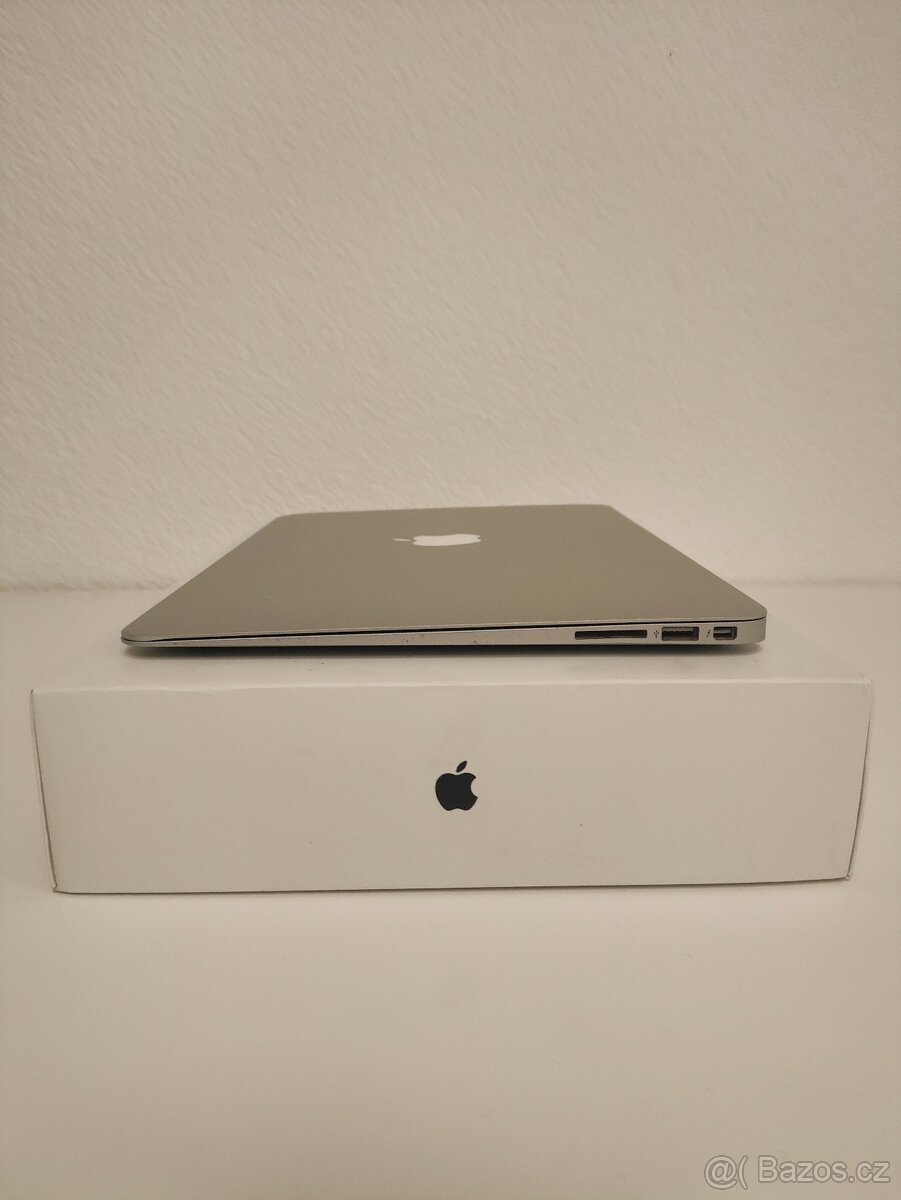 MacBook Air 2015 | i7 • 8GB • 256GB - 8