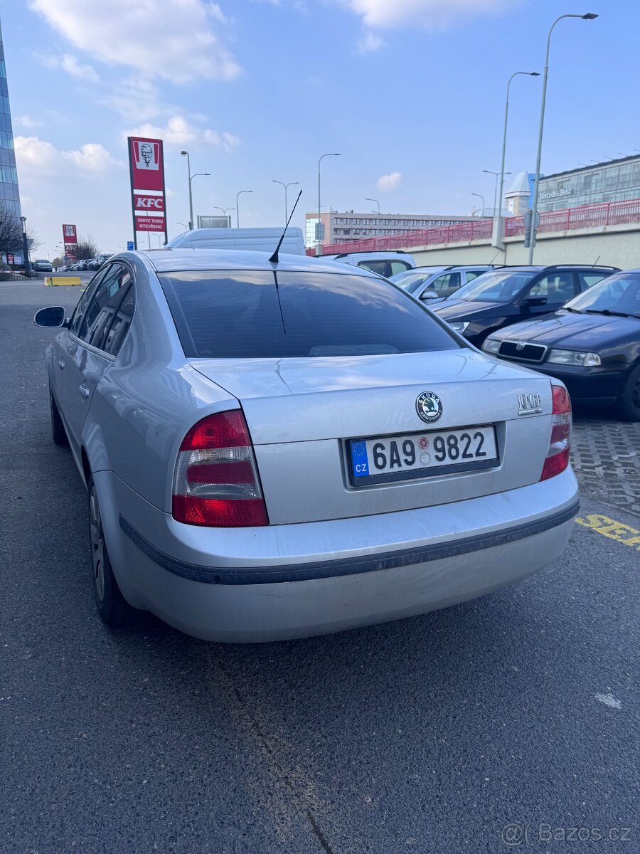 Škoda Superb - 8
