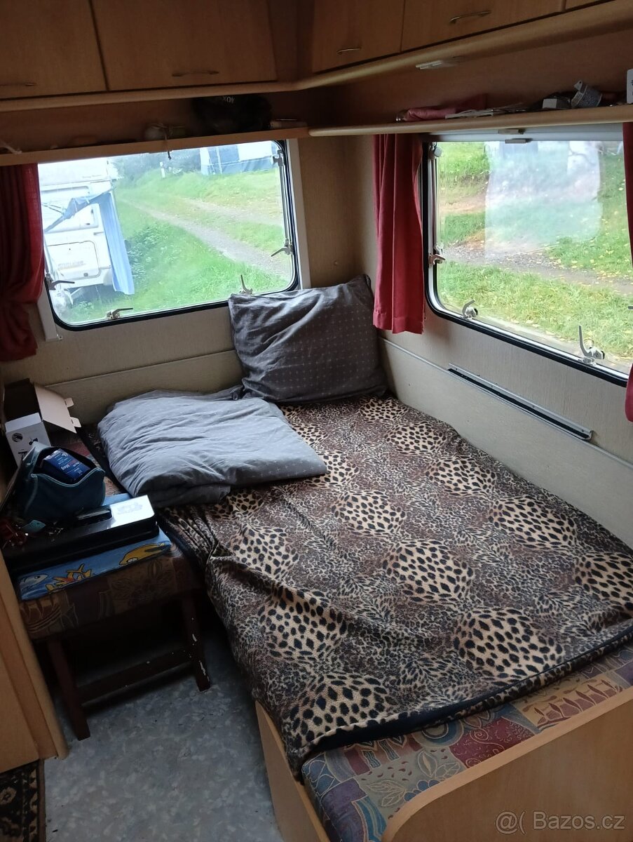 Karavan Chateau La Car - 8