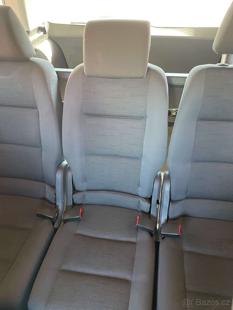 VW Touran 1,9Tdi /77kw / klima/ navigace/ -BEZ DPF - 8