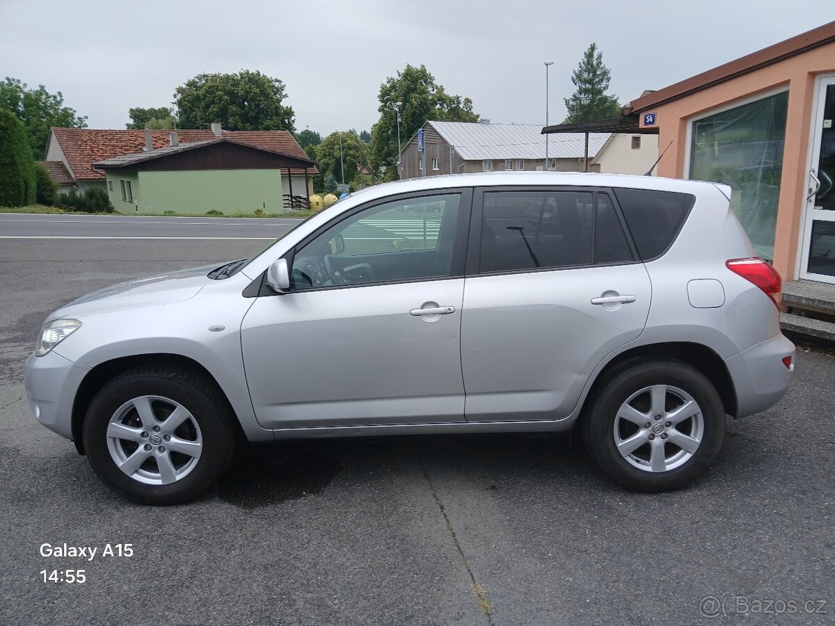 Toyota RAV 4 III 2.0 VVT-i 4WD automat - 8