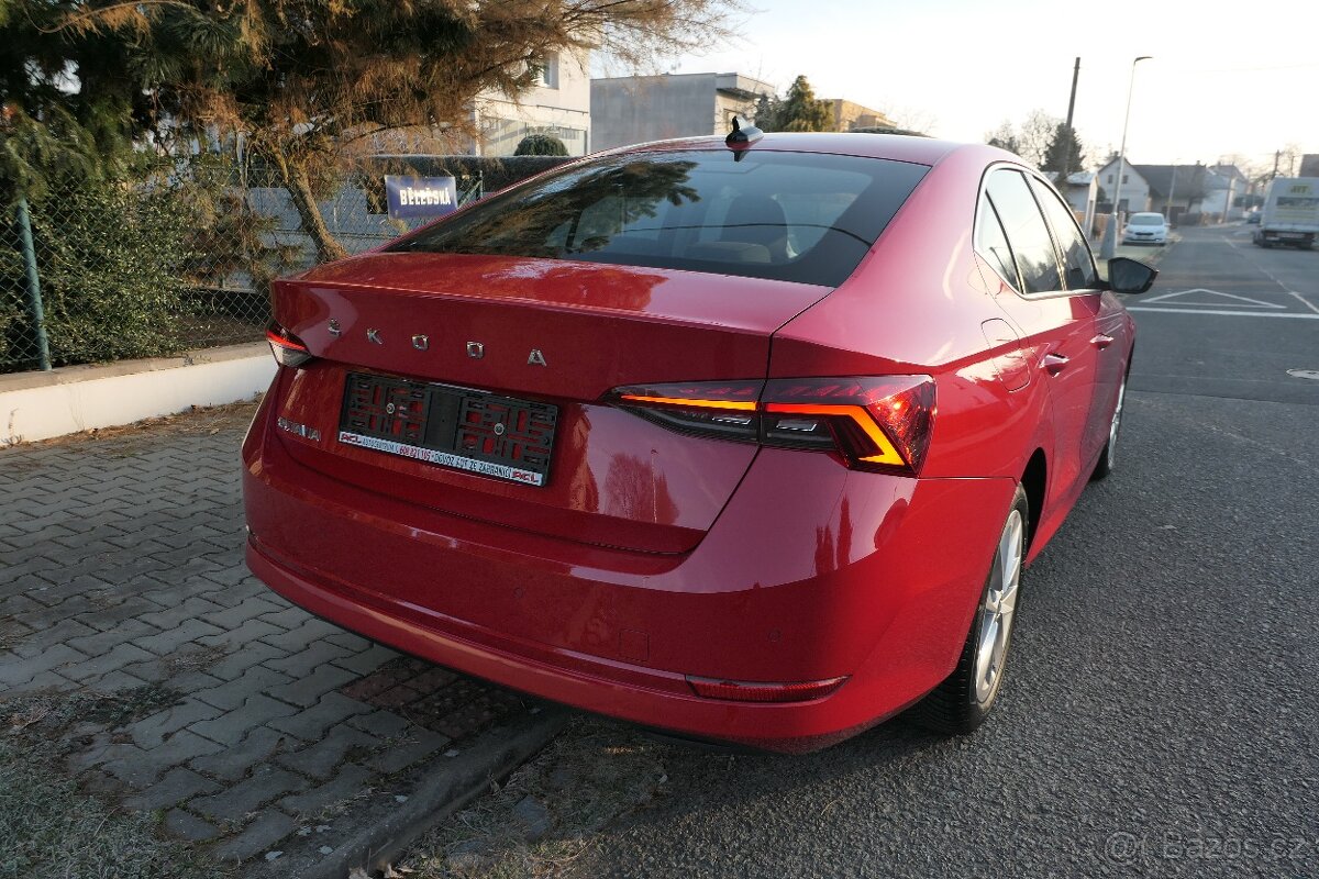 EXKLUZIVNI Š.OCTAVIA IV 1.5 TSI,VELKA VYBAVA,ZARUKA KM. - 8