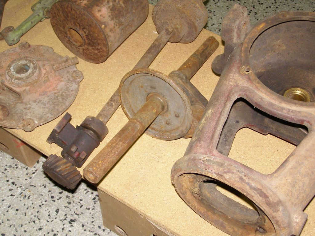 Prodám díly ze stabilního motoru Lorenz 3-4 HP. - 8