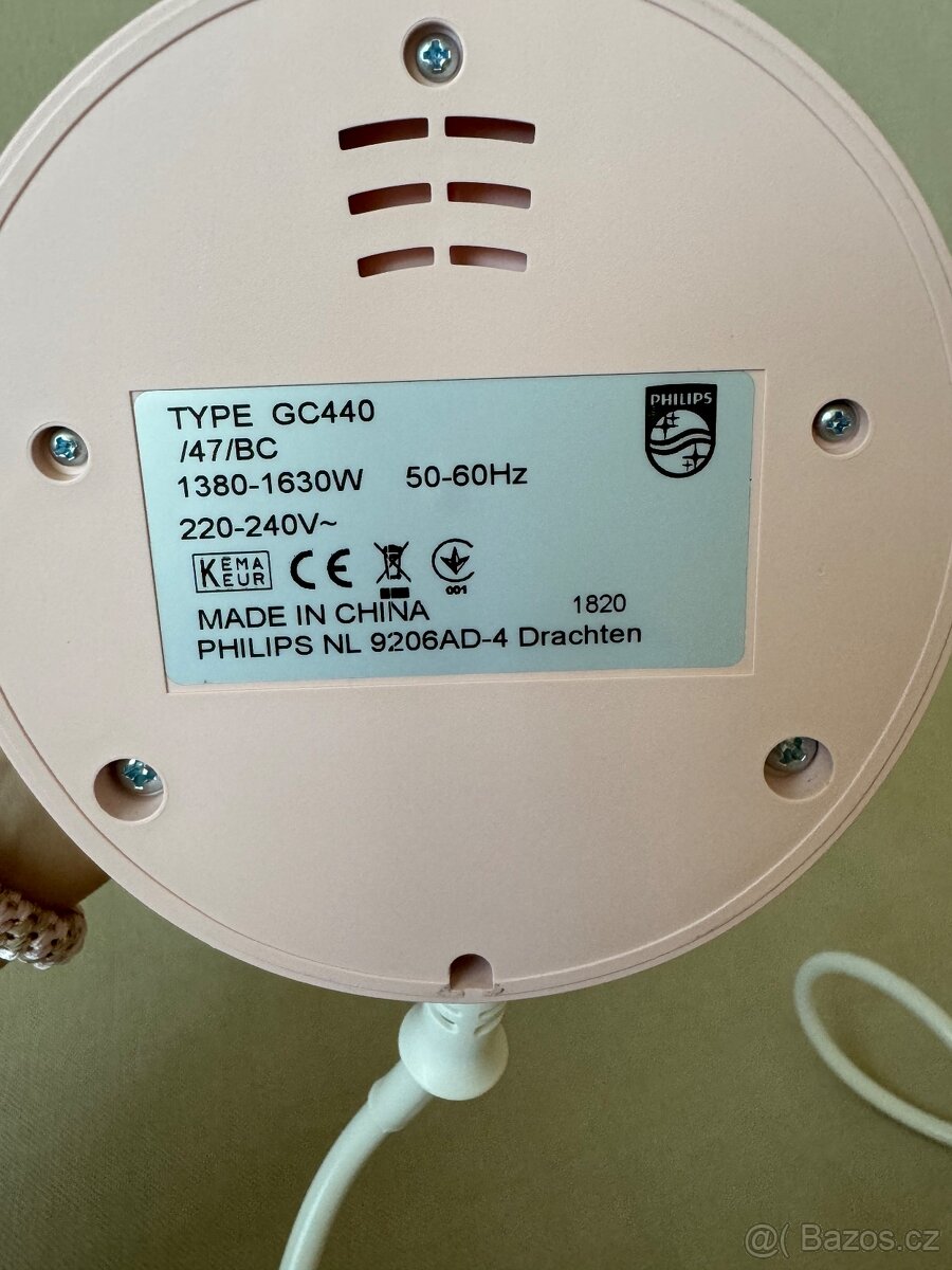 Ruční parní žehlička - 8