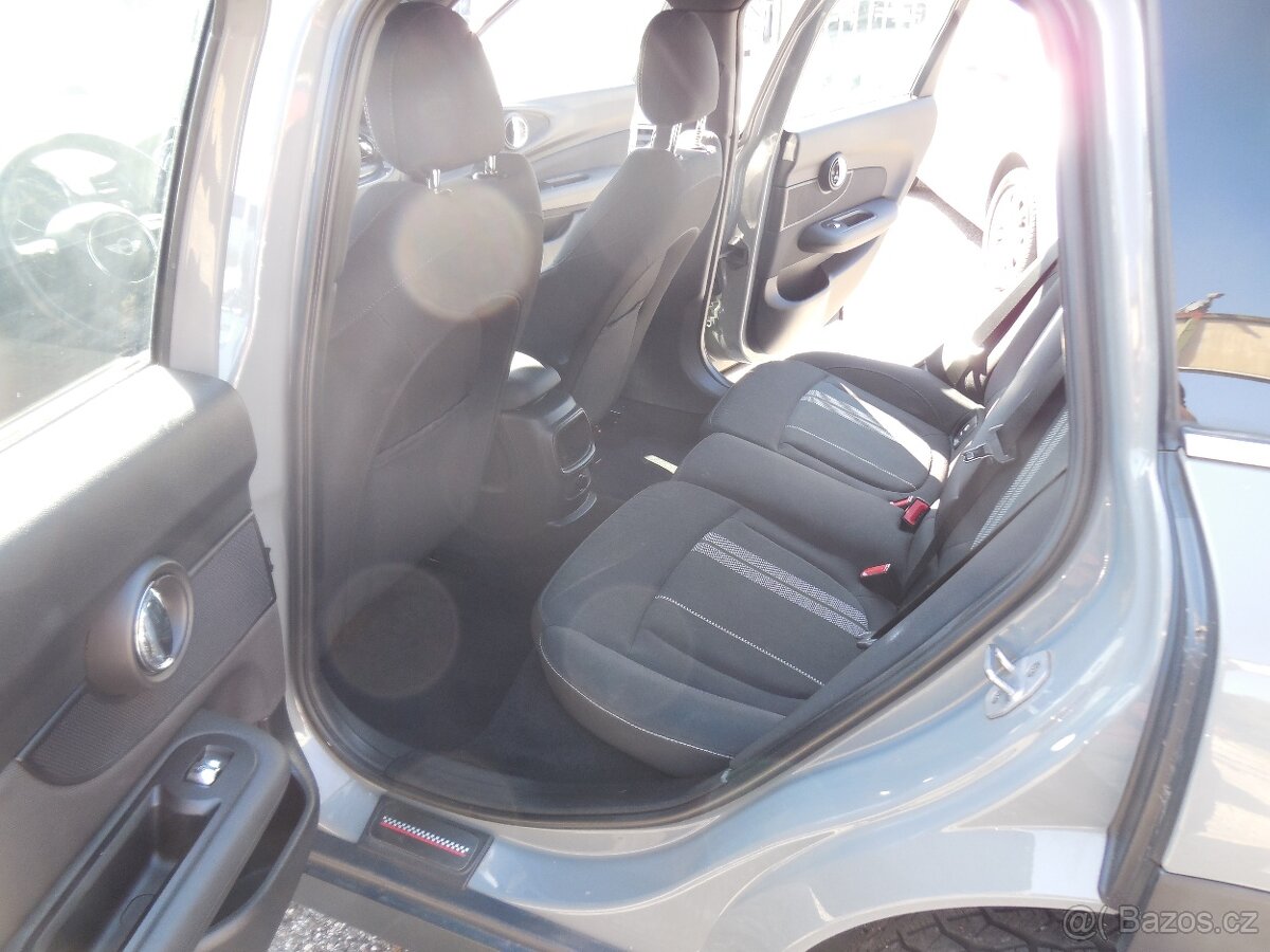 Prodám Mini Cooper Clubman 1.5,100kw,72tis.km - 8