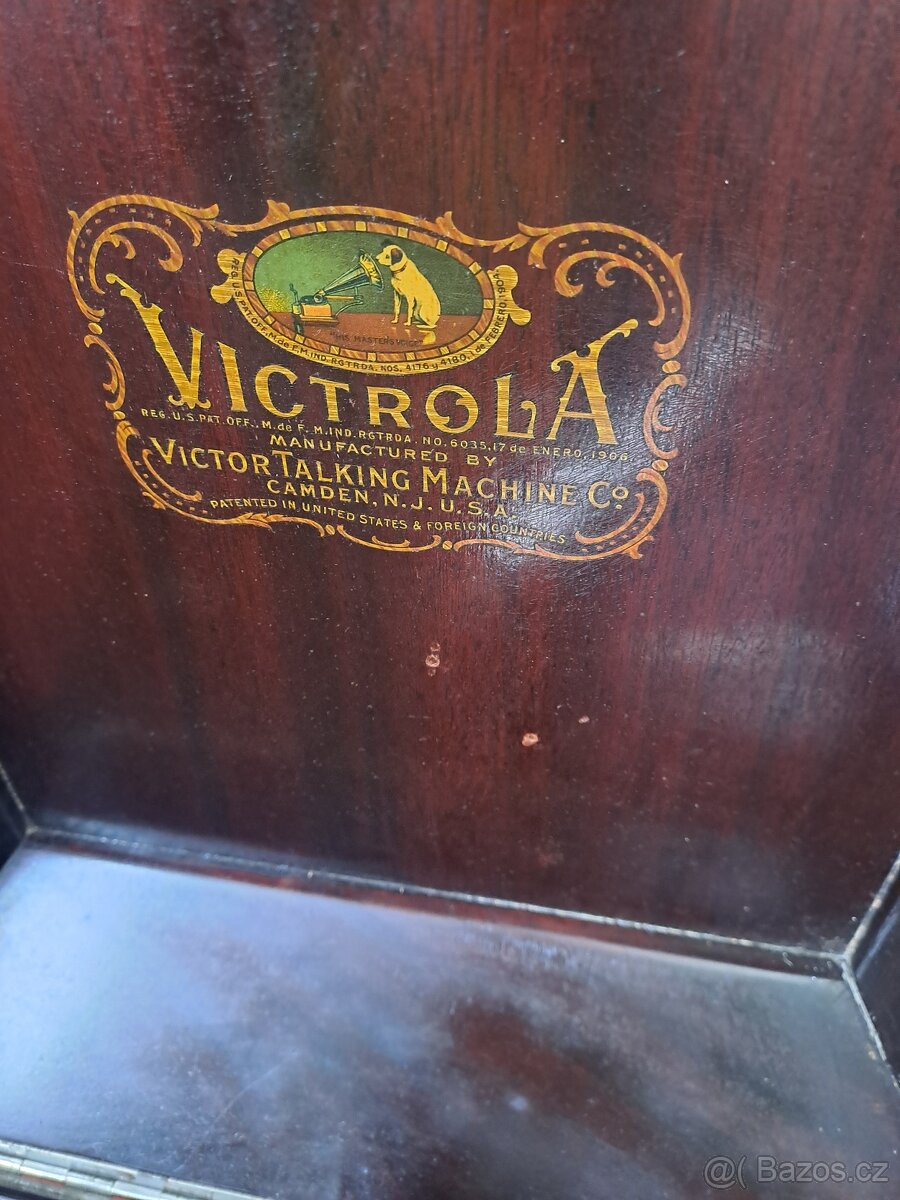starožitný gramofon VICTROLA - 8