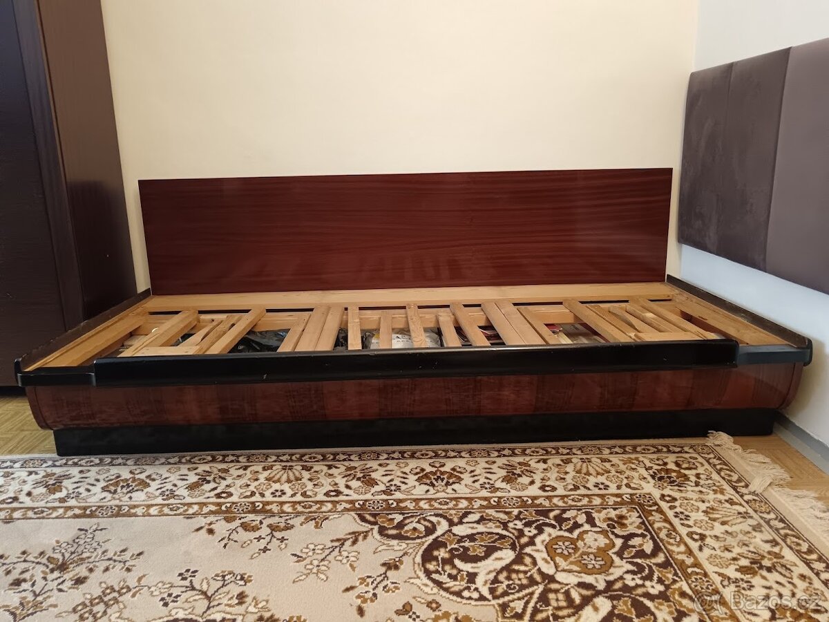 RETRO set - 60. léta - rozkládací gauč + 2 křesla - 8