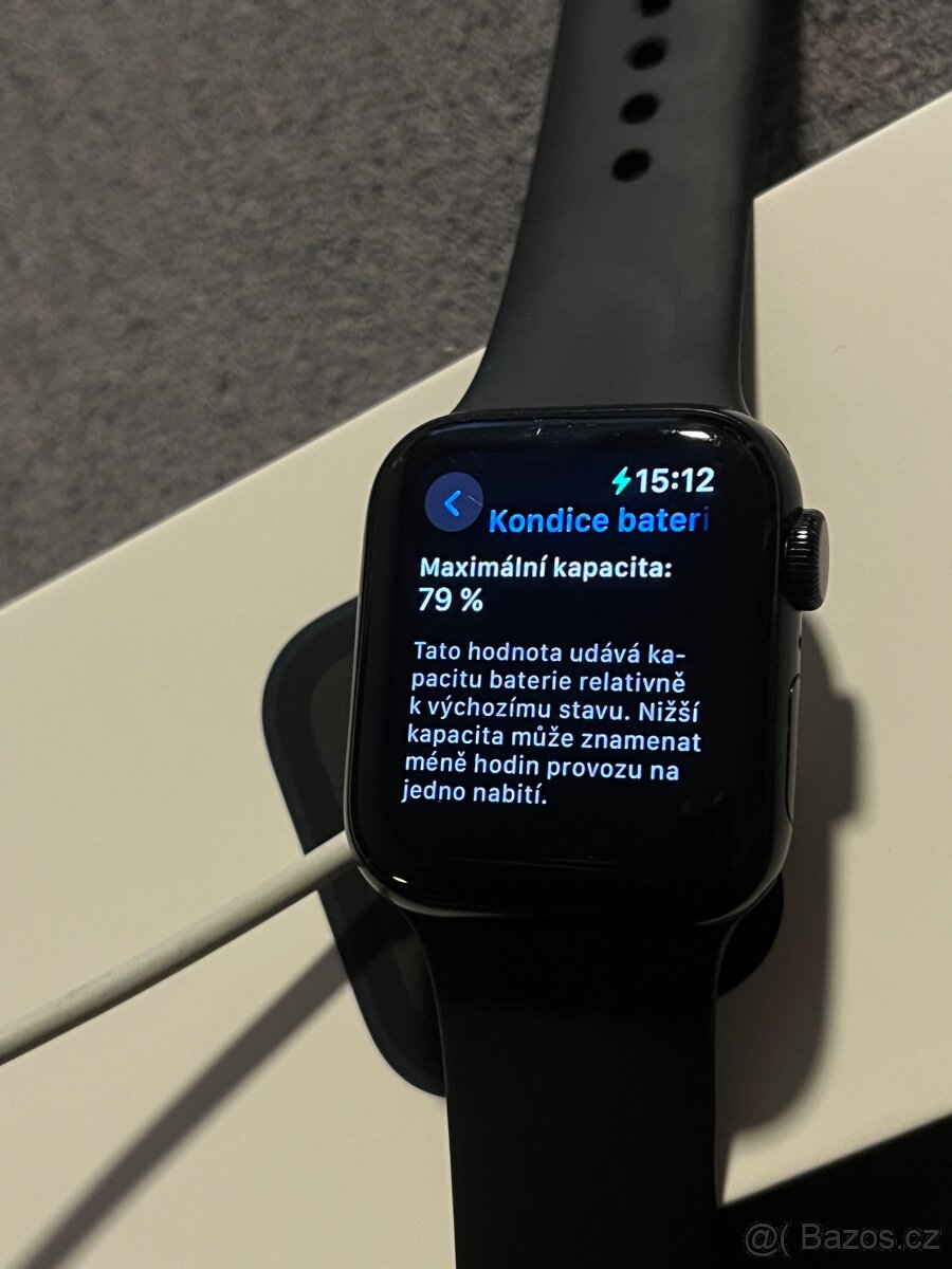 Apple Watch SE 2. generace 40mm Midnight (GPS) – kompletní b - 8