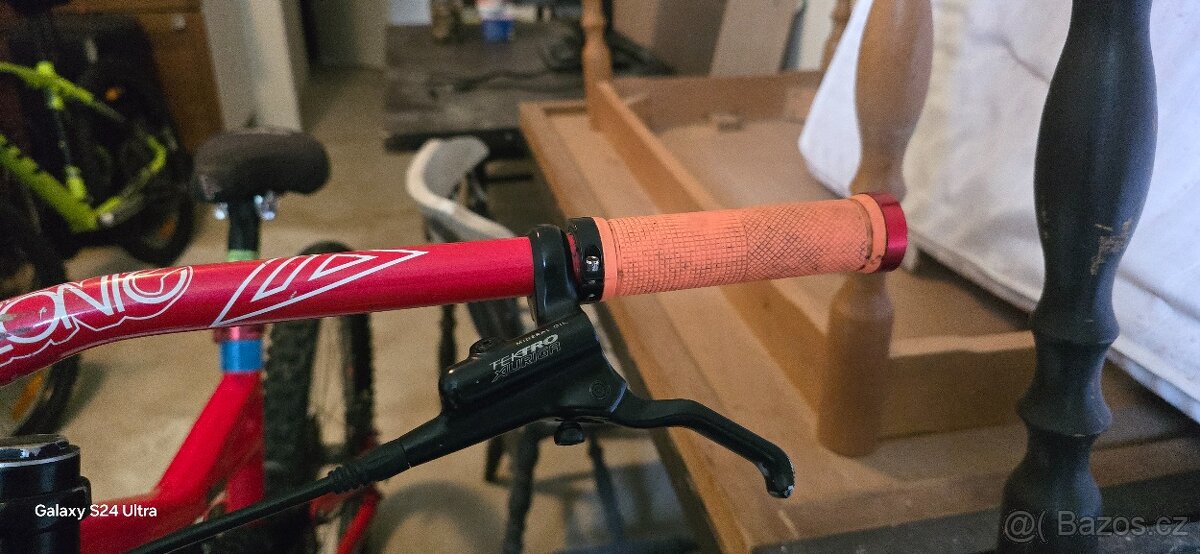 Specialized status Fr 2 - 8