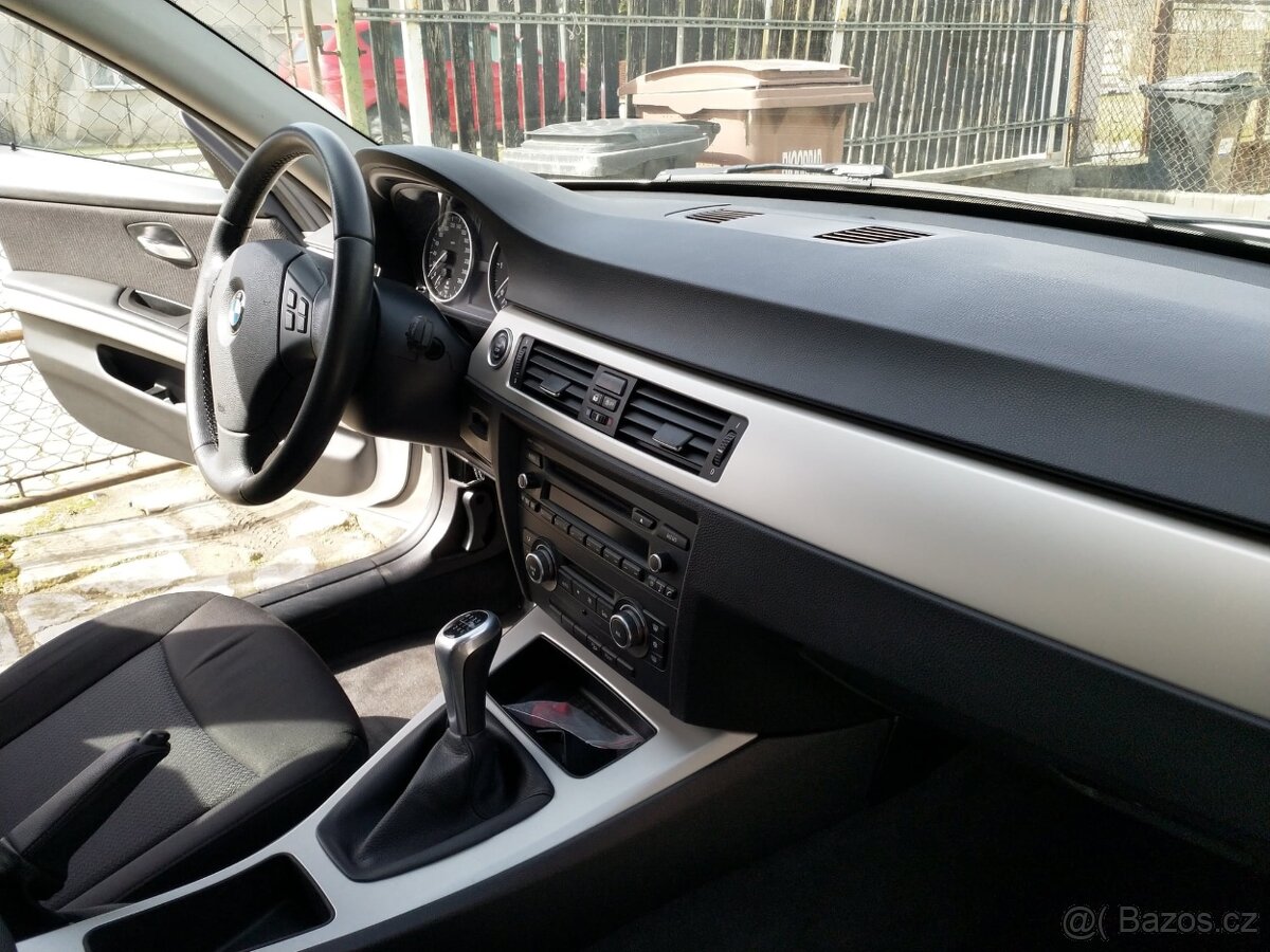 BMW 320D xDrive E91 - 8