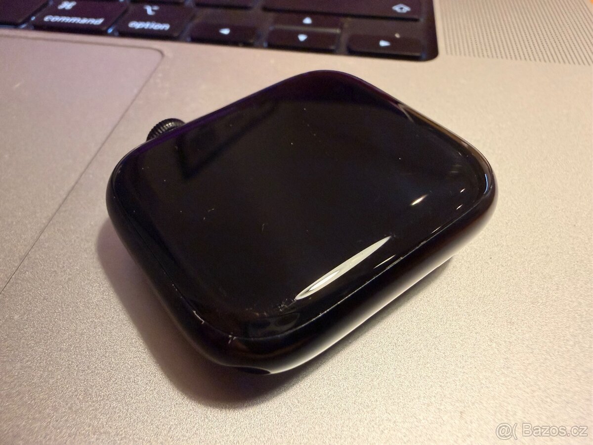 Apple Watch Series 7 – 45mm Midnight GPS + sportovní řemínek - 8