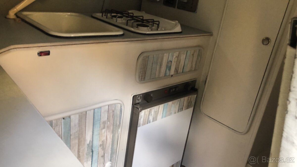 Volkswagen T4 obytný - 8