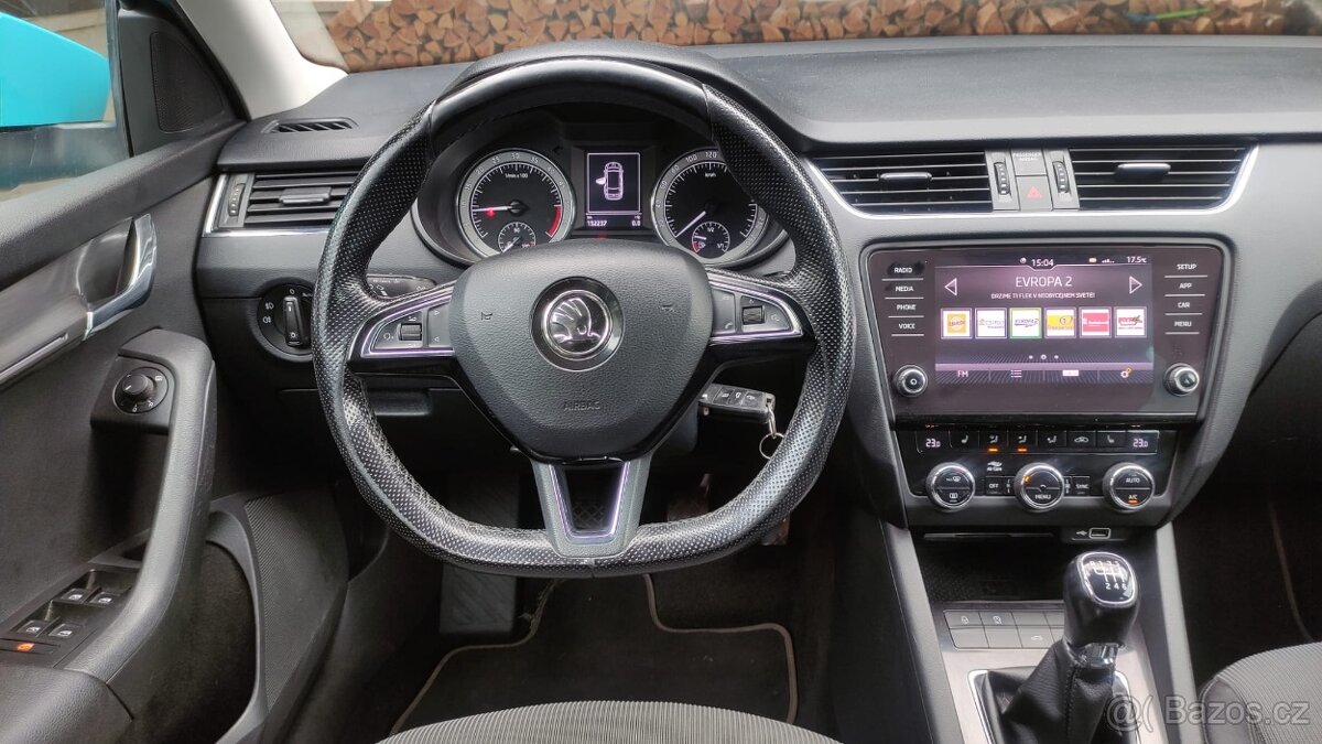 Škoda Octavia style combi 2.0.TDI 110 kw - 8
