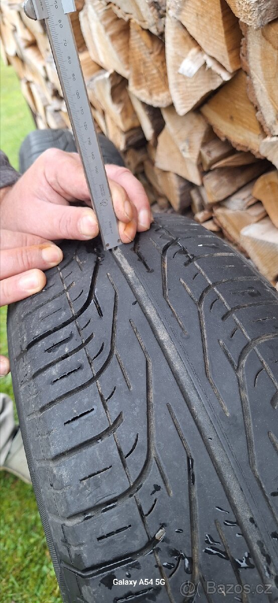2x pneu Pirelli a 2x Vredestein. - 8