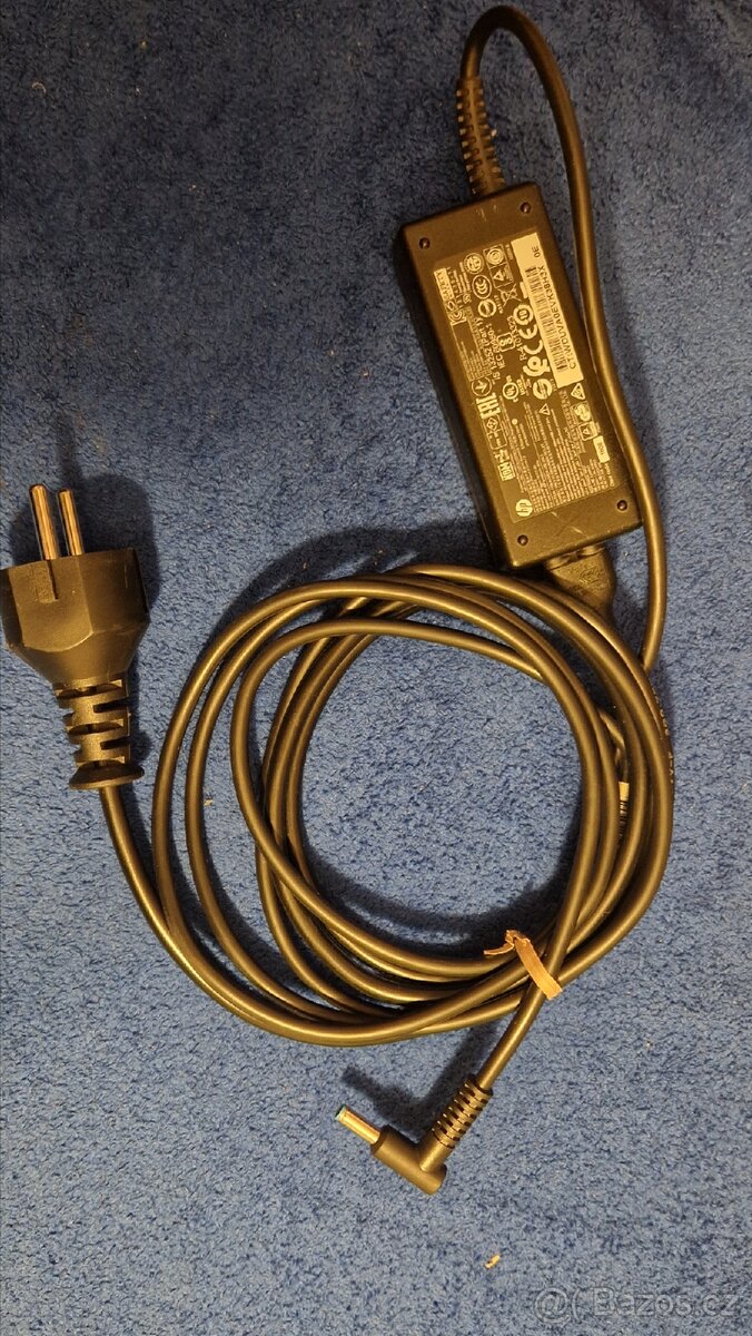 HP 350 G2, i3, 8GB RAM, 250GB SSD - 8