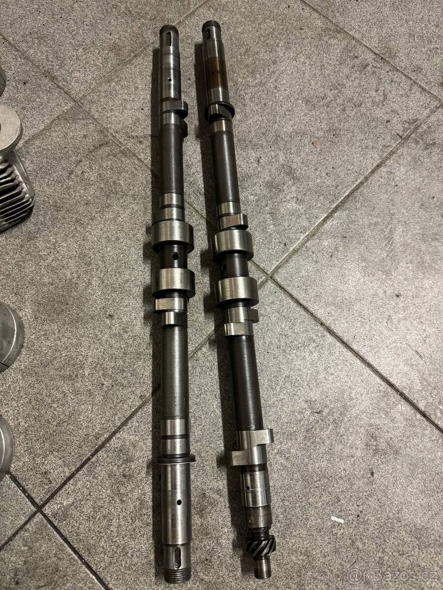 Tatra 87 motor - náhradní díly - 8