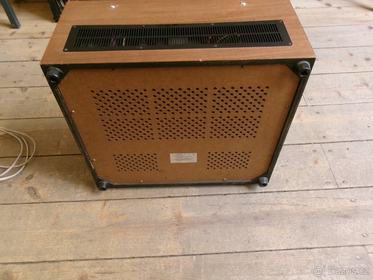 CÍVKOVÝ MAGNETOFON TEAC - A 1200 - 8