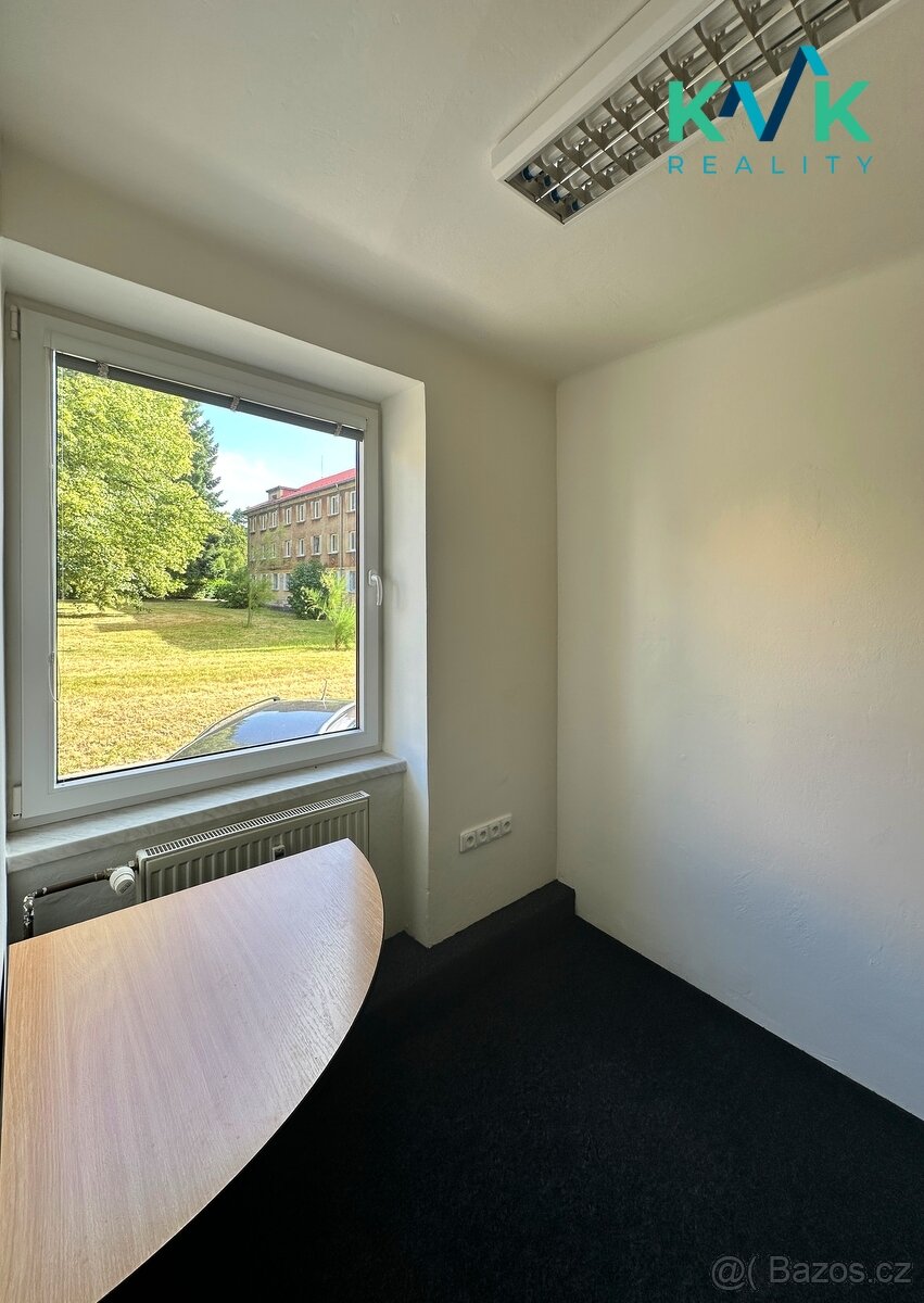 Pronájem nebytového prostoru v Ostrově, celková plocha 36m2 - 8