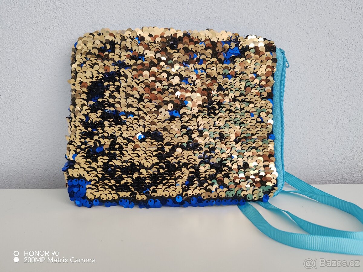 Měnící flitrová kabelka - 8