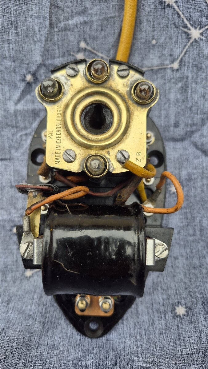 Jawa Pérák, Ogar spínací skříňka - 8