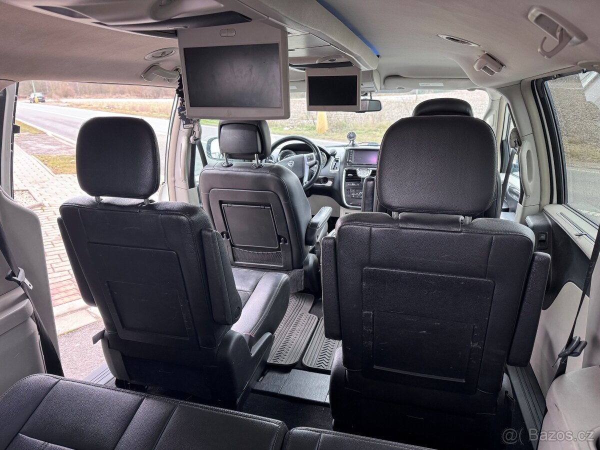 Lancia Voyager 3,6 DVD Gold RT Nový model 2012 - 8