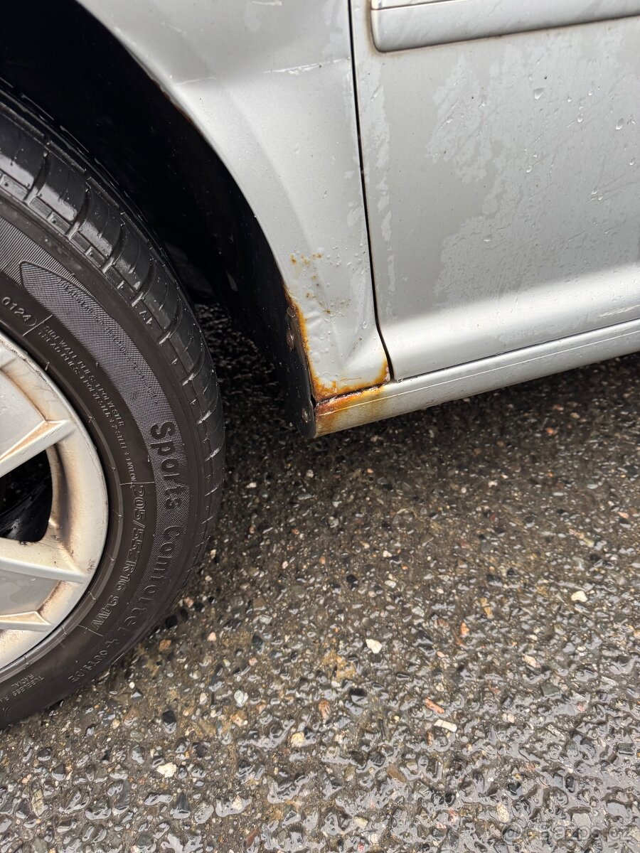 Volkswagen Bora Variant 1.9 TDI - 8