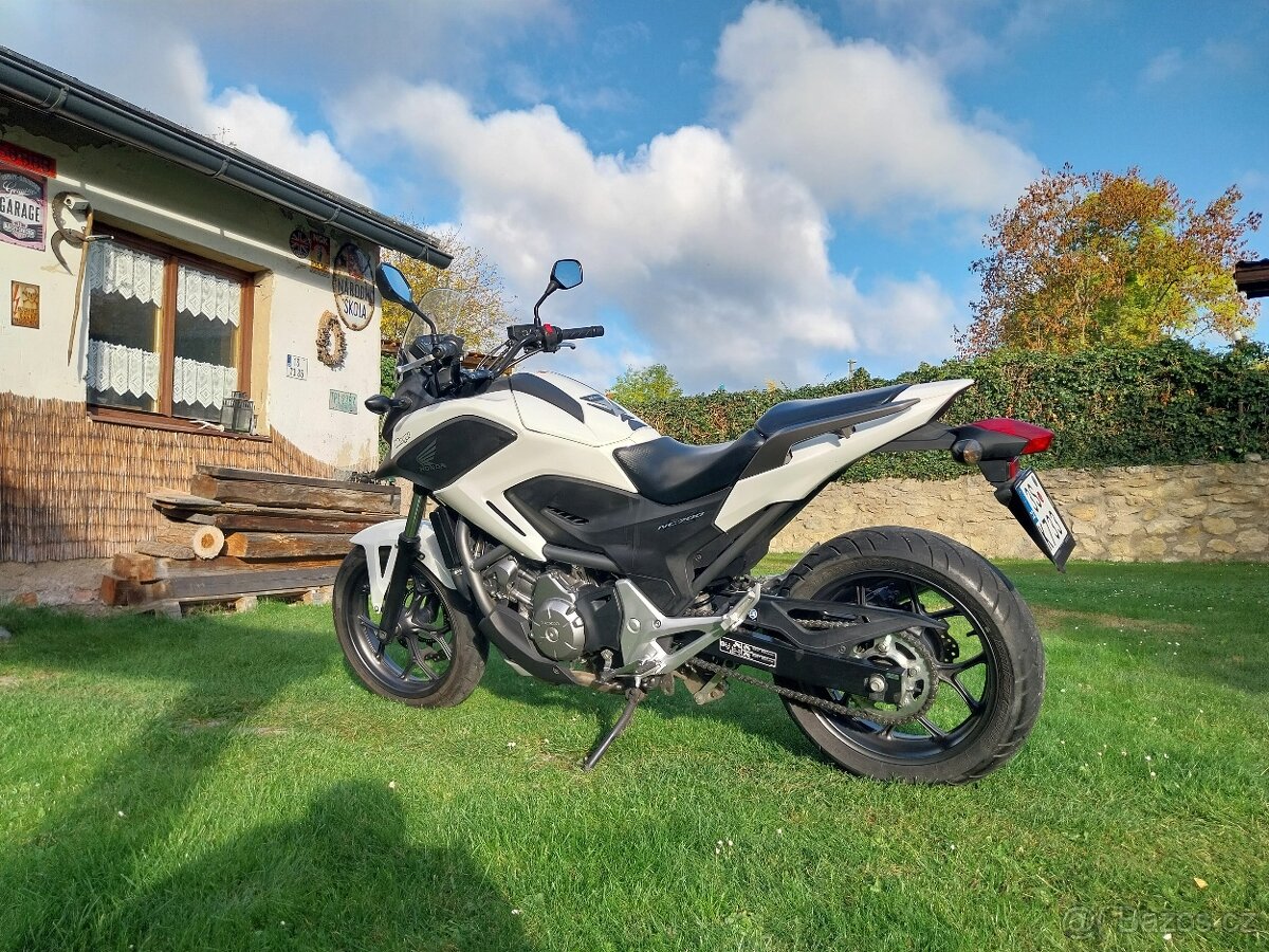 Honda NC 700 X, ABS, najeto jen18000km - 8