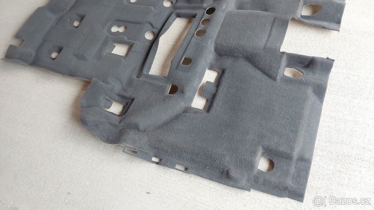 Nissan Pathfinder R51 : Koberce - 8