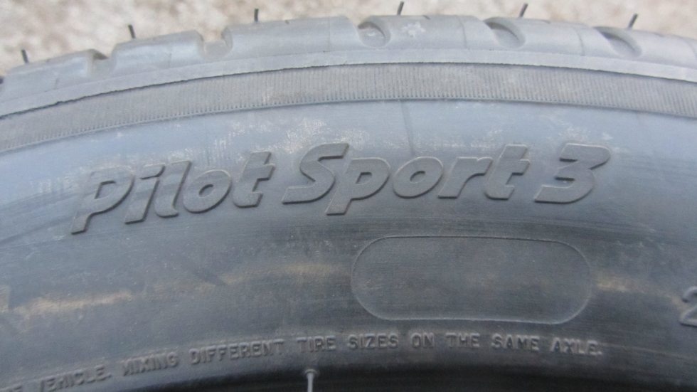 Letní pneu 275/40/19 Michelin - 8