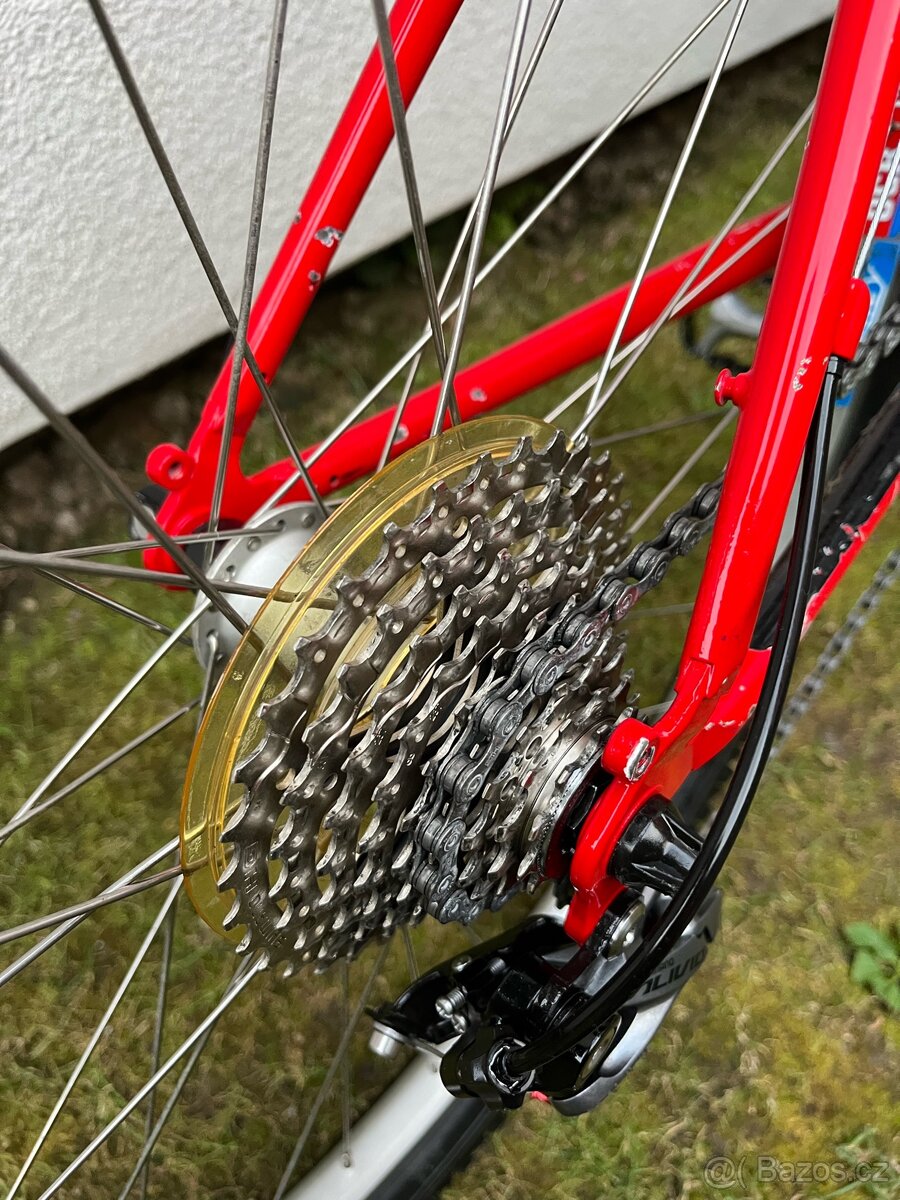 Horké kolo AUTHOR Versus SUPER STAV - 8