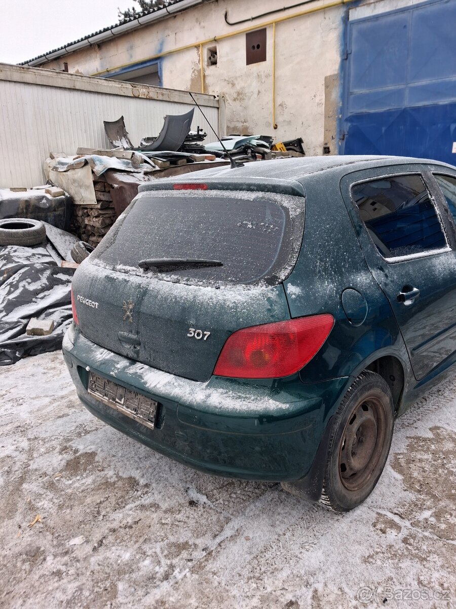 Peugeot 307 rok 2005 veskere dily - 8