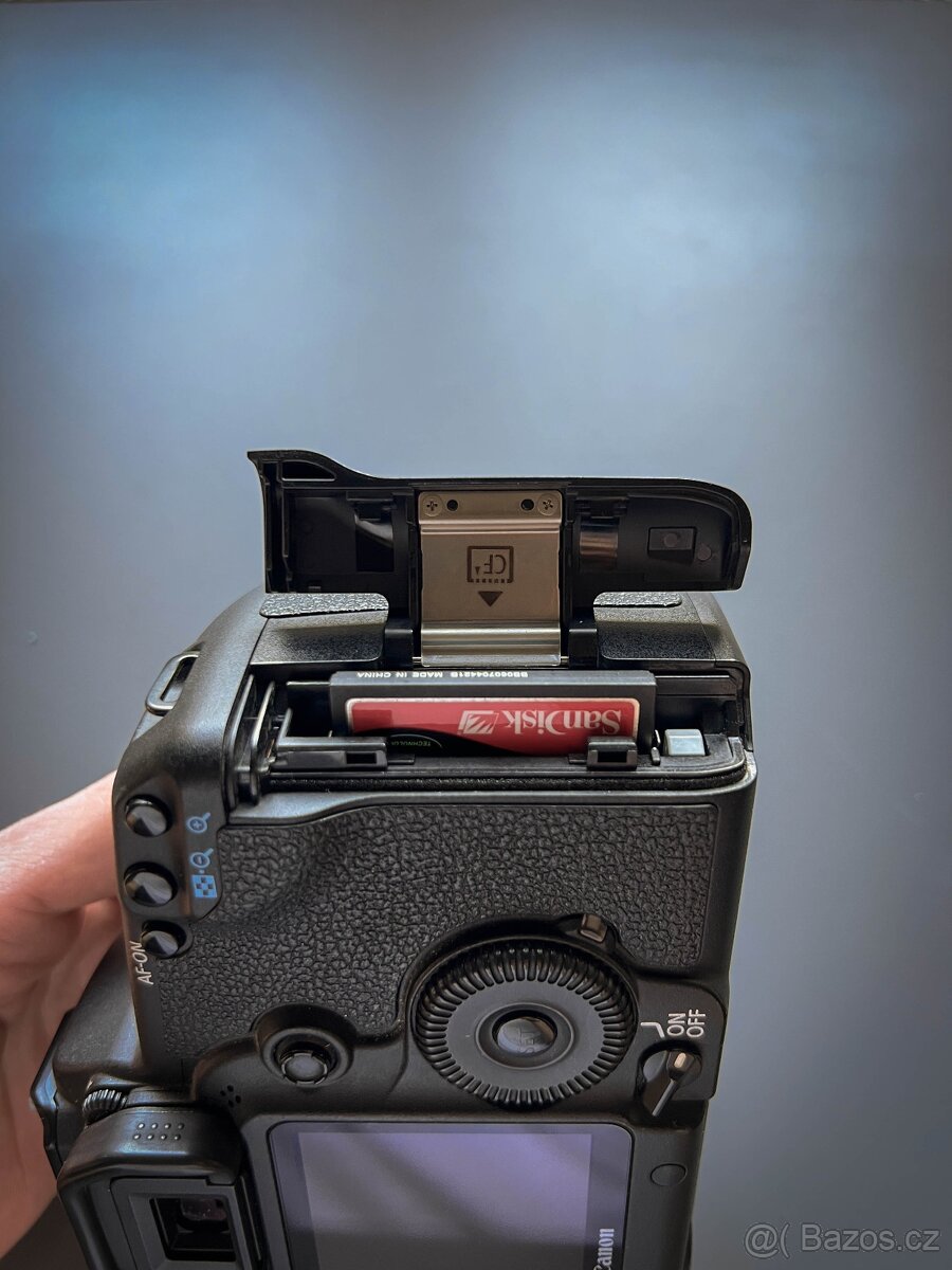 Canon EOS 5D Mark II + Příslušenství - 8