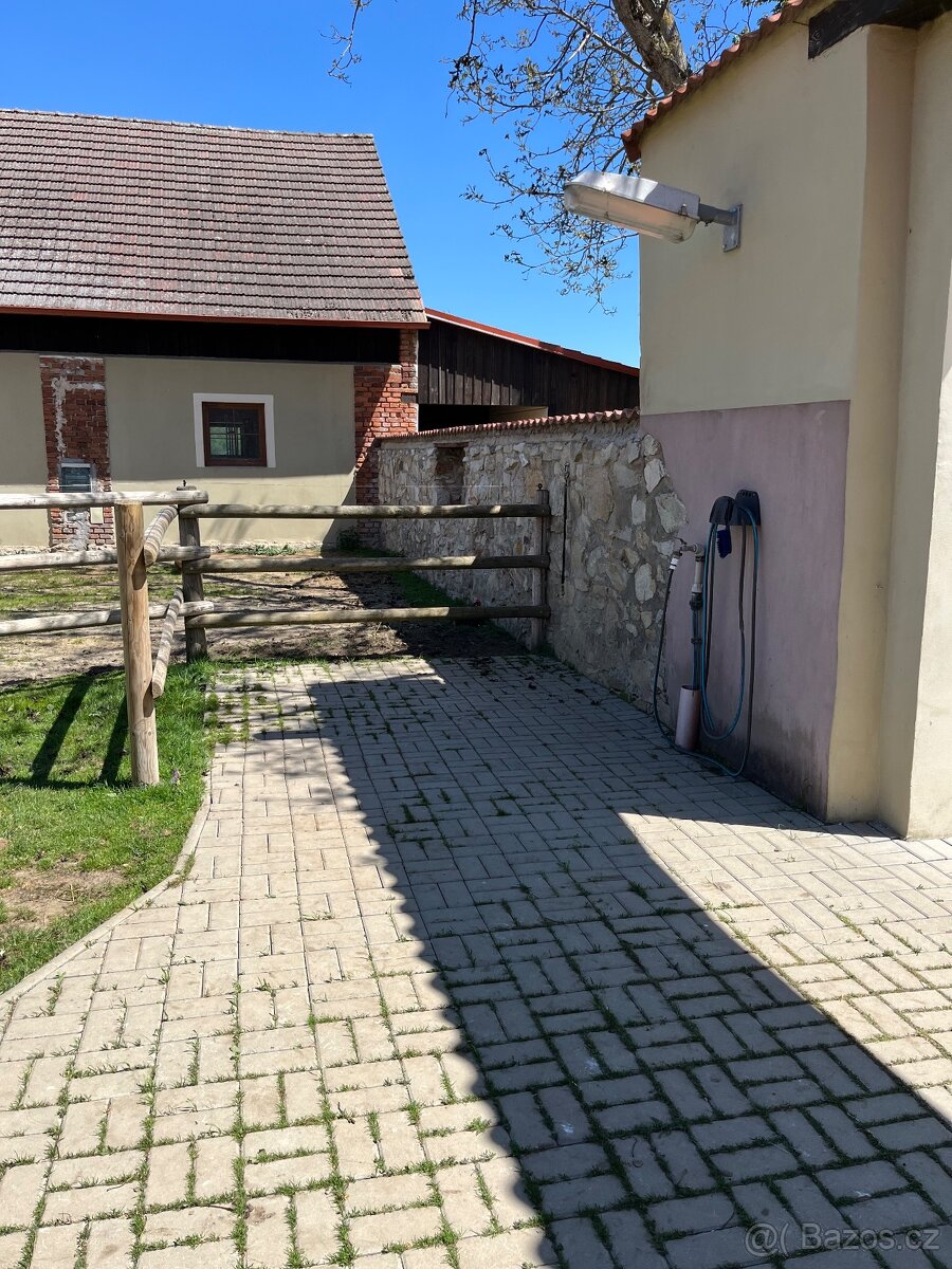 Ustájení - 8
